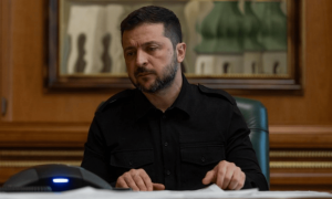 乌克兰在作死边缘试探，给菲方支招偷袭南海，中方一句话字少事大