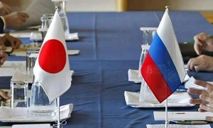 日本不宣而战，连开66枪，只为阻止中俄登岛？美国暗中布局亚太