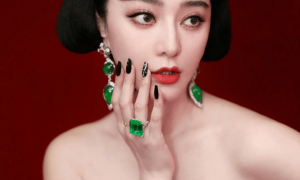 娱乐圈十大80后美女红星！又纯又欲身材火辣性感撩人