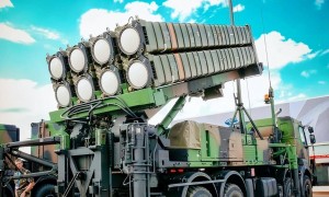 对比明显！沙特被迫拦截胡塞导弹，埃及和巴铁靠红旗-9BE站稳了？