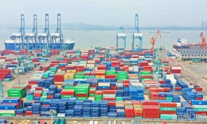 中美副外长见了面，美官员表示中美关系，对3亿多美国人太重要了