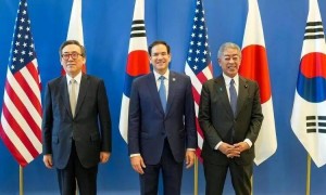 被福建舰刺激到了？美日韩对中国划下两条“红线”，我国回击亮了