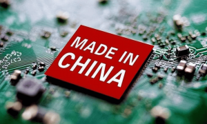 原创 
            美国宣布解禁，英伟达恢复对华H20芯片出货！国内专家：坚决反对