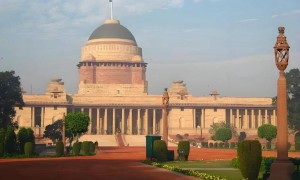 新德里一声巨响！莫迪拿到对巴开战钥匙，不到24小时巴铁也炸了