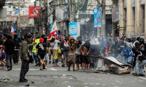 菲律宾骚乱刚平息，当着中国大使的面，马科斯突然“深表遗憾”