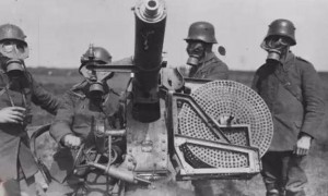 将机枪口抬高一尺会咋样？德军尝试后，间接让英国200万女性嫁不出