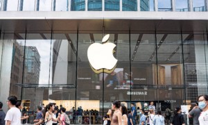 从iPhone17开始苹果或将连续三年大改版，折叠机、曲面屏都在计划中