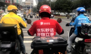 订单量再破纪录，外卖大战将打到何时？平台战损如何？