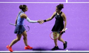 原创
WTA总决赛首日综述:斯瓦泰克旗开得胜,莱巴金娜横扫迎开门红